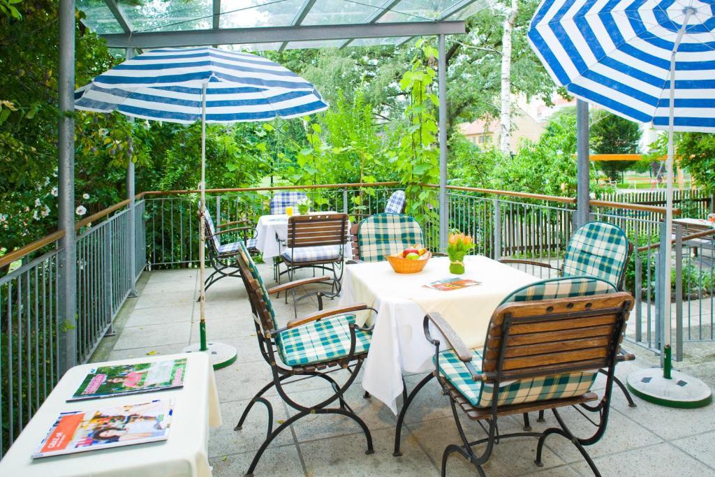 Haus Mobene - Hotel Garni Γκρατς Εξωτερικό φωτογραφία